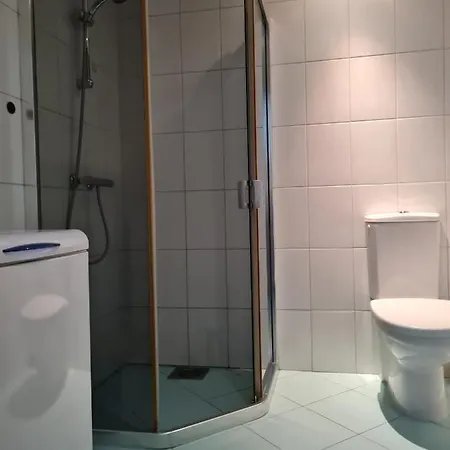 Cozy One Bedroom Apartment In City Center Tallinn Exterior photo