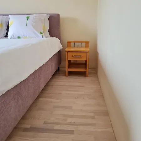 Cozy One Bedroom Apartment In City Center Tallinn Exterior photo